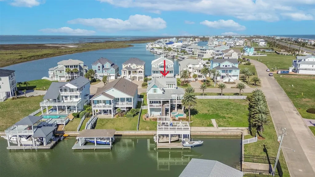 4118 Sand Hill Court Galveston TX 77554