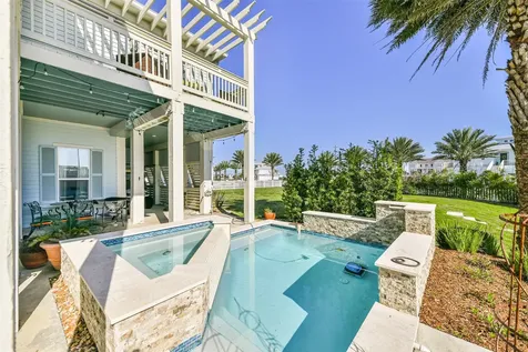4118 Sand Hill Court Galveston TX 77554
