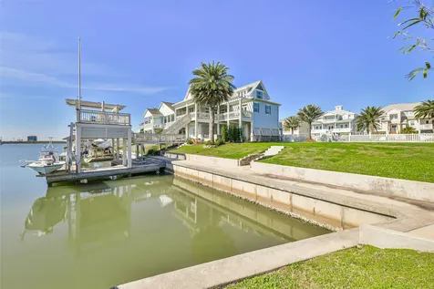 4118 Sand Hill Court Galveston TX 77554