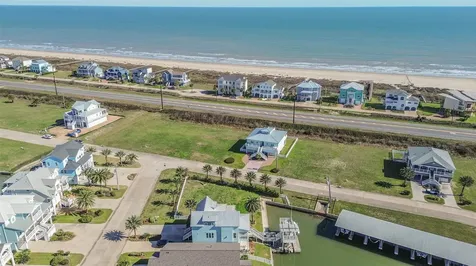 4118 Sand Hill Court Galveston TX 77554