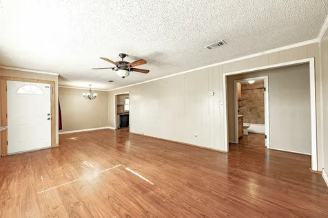 3300 State Highway 95 S Shiner TX 77984