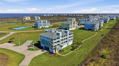 4221 Grassy Pointe Drive 202 Galveston TX 77554