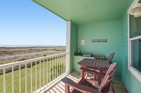 4221 Grassy Pointe Drive 202 Galveston TX 77554