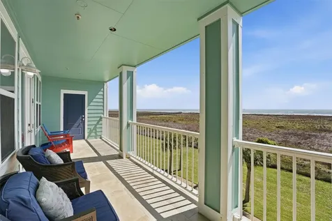 4221 Grassy Pointe Drive 202 Galveston TX 77554