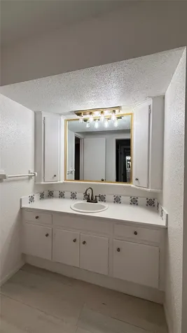 2744 Briarhurst Drive 2 Houston TX 77057