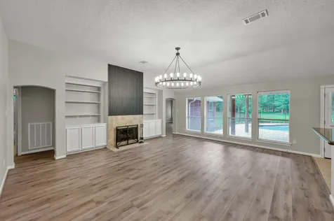 5307 Country Court Magnolia TX 77354