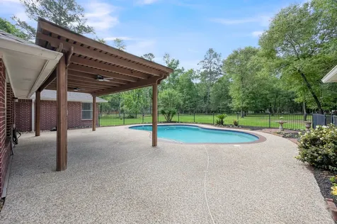 5307 Country Court Magnolia TX 77354
