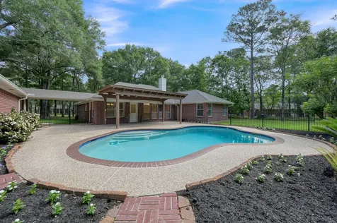 5307 Country Court Magnolia TX 77354