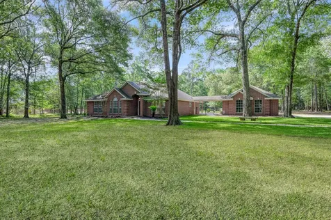 5307 Country Court Magnolia TX 77354