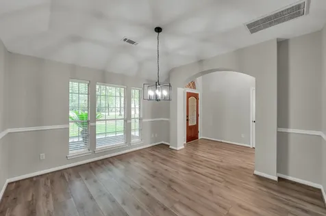 5307 Country Court Magnolia TX 77354