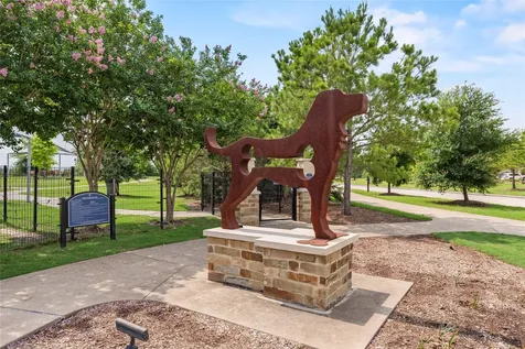 19907 Curved Steel Drive Cypress TX 77433