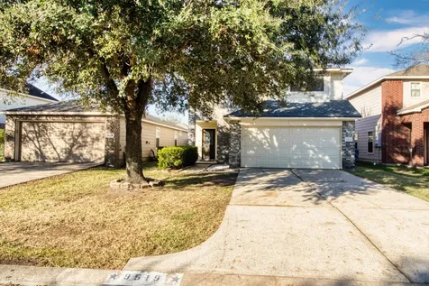9519 Garrett Pine Lane Houston TX 77044