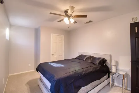 9519 Garrett Pine Lane Houston TX 77044