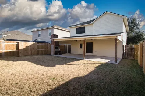 9519 Garrett Pine Lane Houston TX 77044