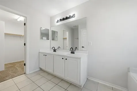 6058 Shelbourne Park Lane Houston TX 77084