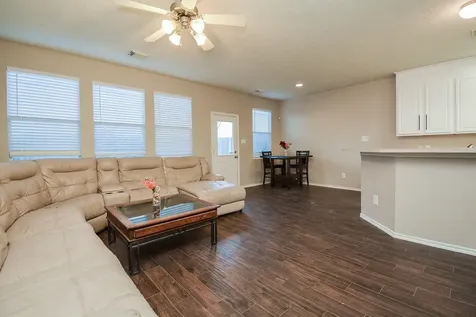6058 Shelbourne Park Lane Houston TX 77084