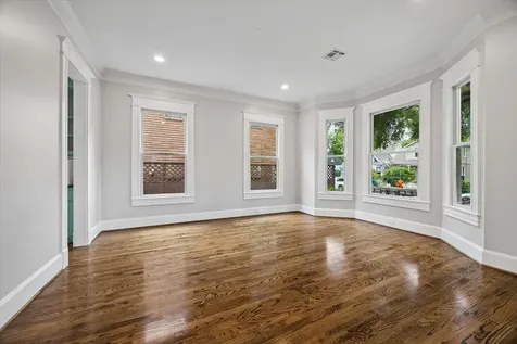 1436 Harvard Street Houston TX 77008