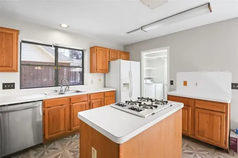 2117 Spinnaker Drive League City TX 77573