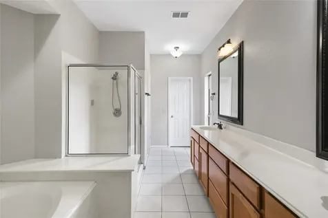 2117 Spinnaker Drive League City TX 77573