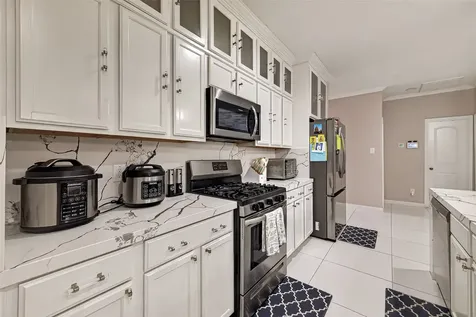 6043 Purple Iris Street Katy TX 77449