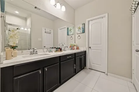 6043 Purple Iris Street Katy TX 77449