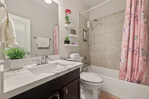 6043 Purple Iris Street Katy TX 77449