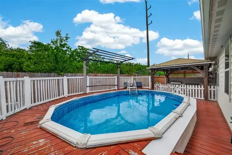 6043 Purple Iris Street Katy TX 77449