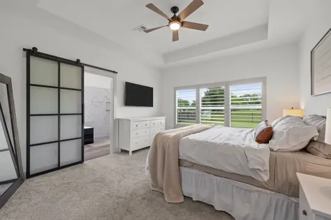 459 Green Meadows Drive West Columbia TX 77486