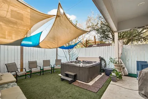 1914 Shearn Street Houston TX 77007