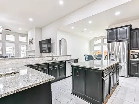829 Sage Way Lane Friendswood TX 77546