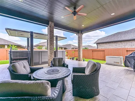 829 Sage Way Lane Friendswood TX 77546