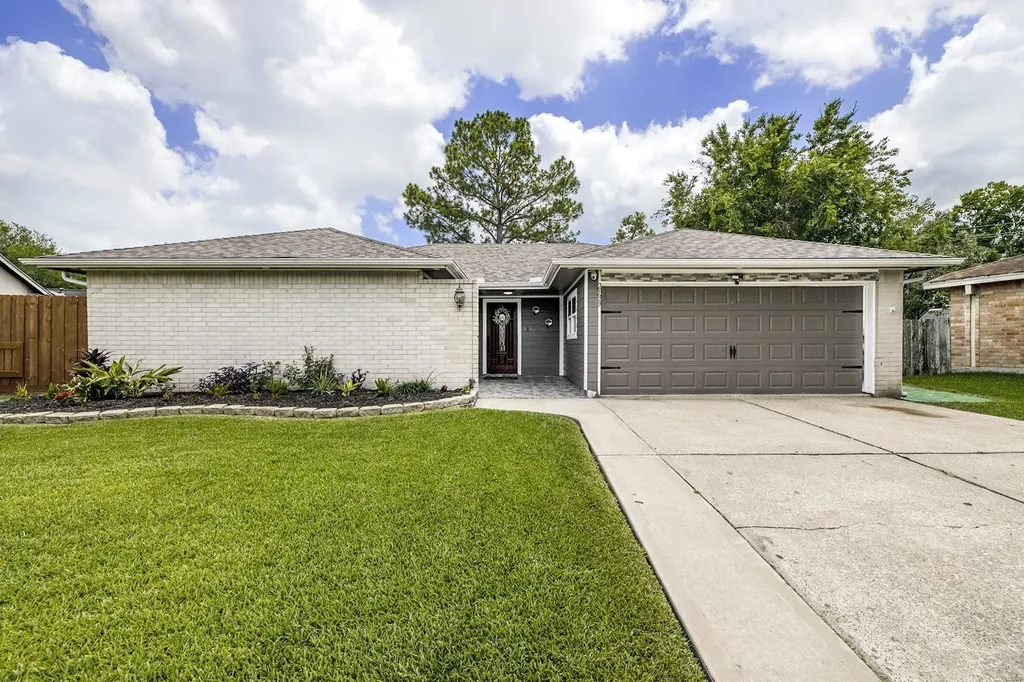 2539 Cobblers Way Friendswood TX 77546