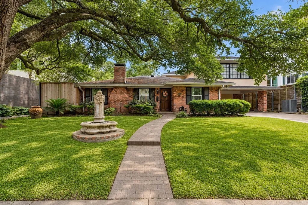 1503 Banks Street Houston TX 77006
