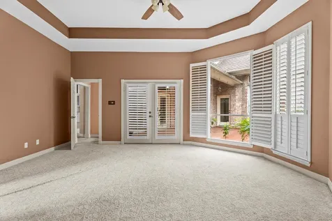 5038 Huntwick Parc Court Houston TX 77069
