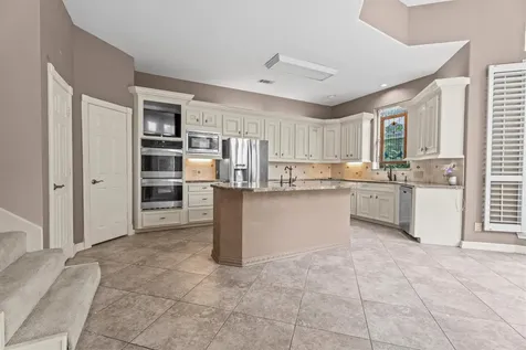 5038 Huntwick Parc Court Houston TX 77069
