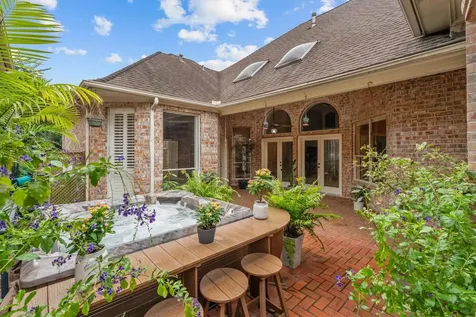 5038 Huntwick Parc Court Houston TX 77069