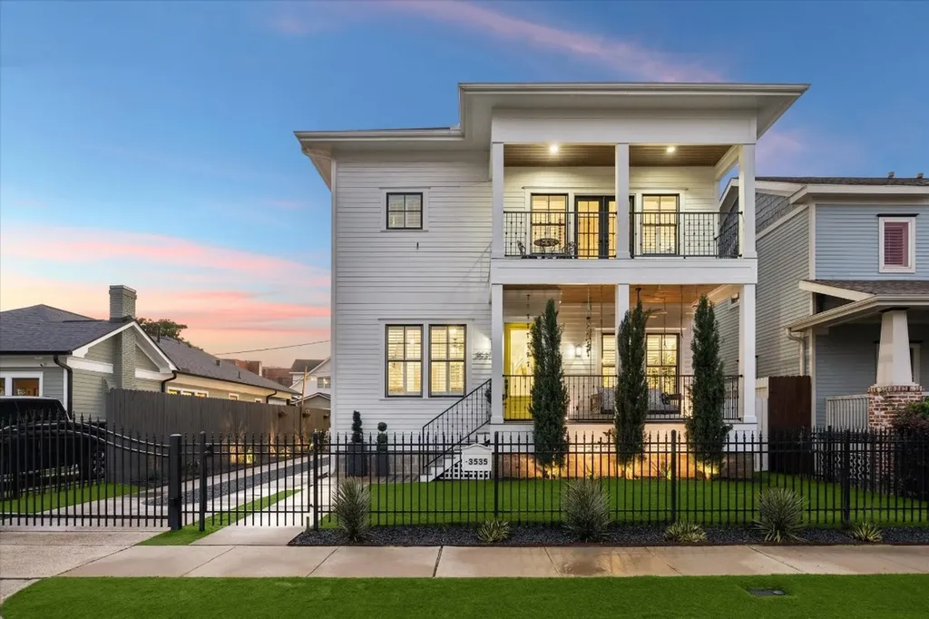 3535 Michaux Street Houston TX 77009