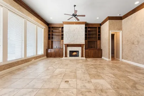 904 Plainfield Court College Station TX 77845
