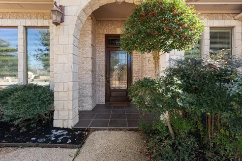 904 Plainfield Court College Station TX 77845