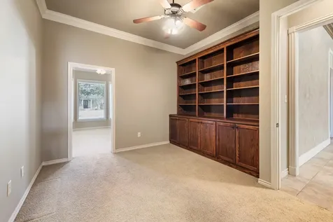 904 Plainfield Court College Station TX 77845