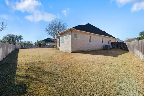 904 Plainfield Court College Station TX 77845