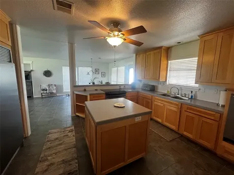 1100 Swiss Alp Hills Loop Schulenburg TX 78956
