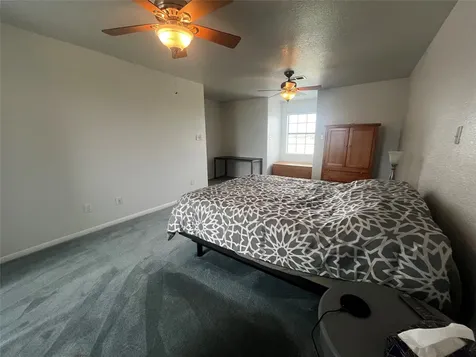 1100 Swiss Alp Hills Loop Schulenburg TX 78956