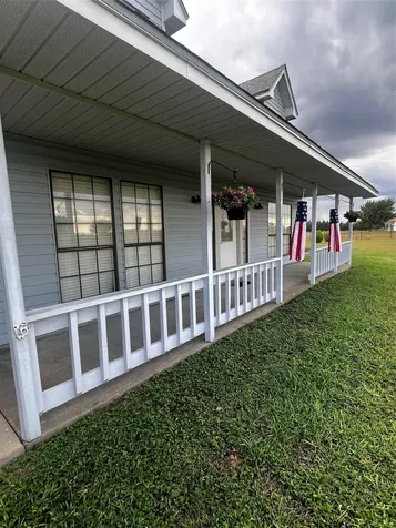 1100 Swiss Alp Hills Loop Schulenburg TX 78956