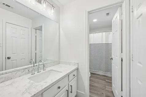 2926 Quincannon Lane Houston TX 77043