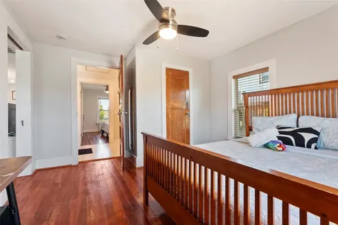 2216 Grover Avenue Galveston TX 77551