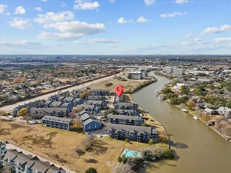 18511 Egret Bay Boulevard 205 Webster TX 77058