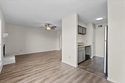 18511 Egret Bay Boulevard 205 Webster TX 77058