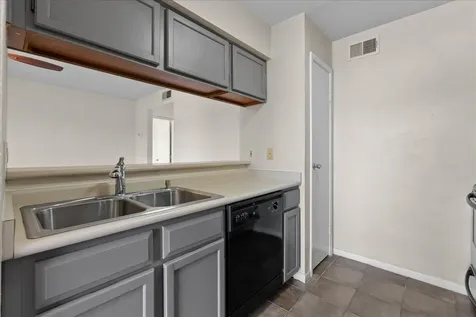 18511 Egret Bay Boulevard 205 Webster TX 77058