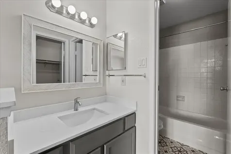 18511 Egret Bay Boulevard 205 Webster TX 77058